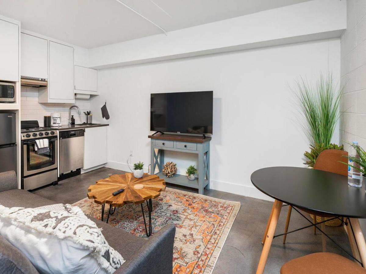 Comfortable Studio With Queen Bed, City Walkable! Atlanta Exterior foto